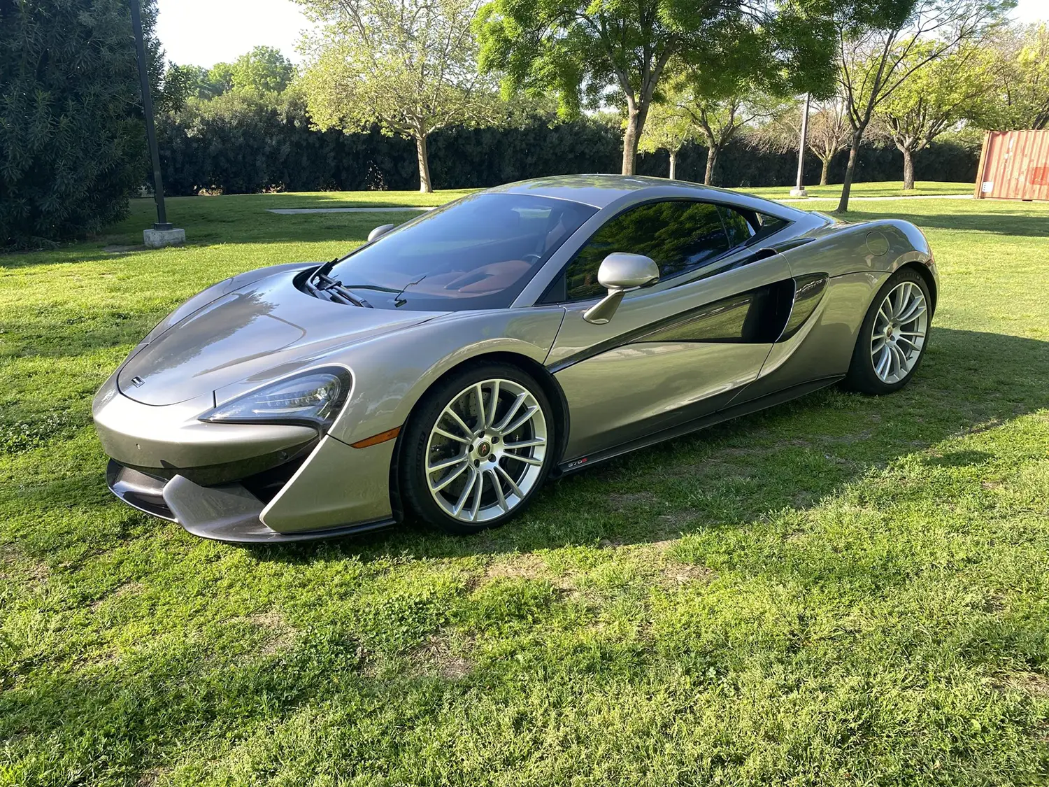 2016 McLaren 570S 2016 McLaren 570S