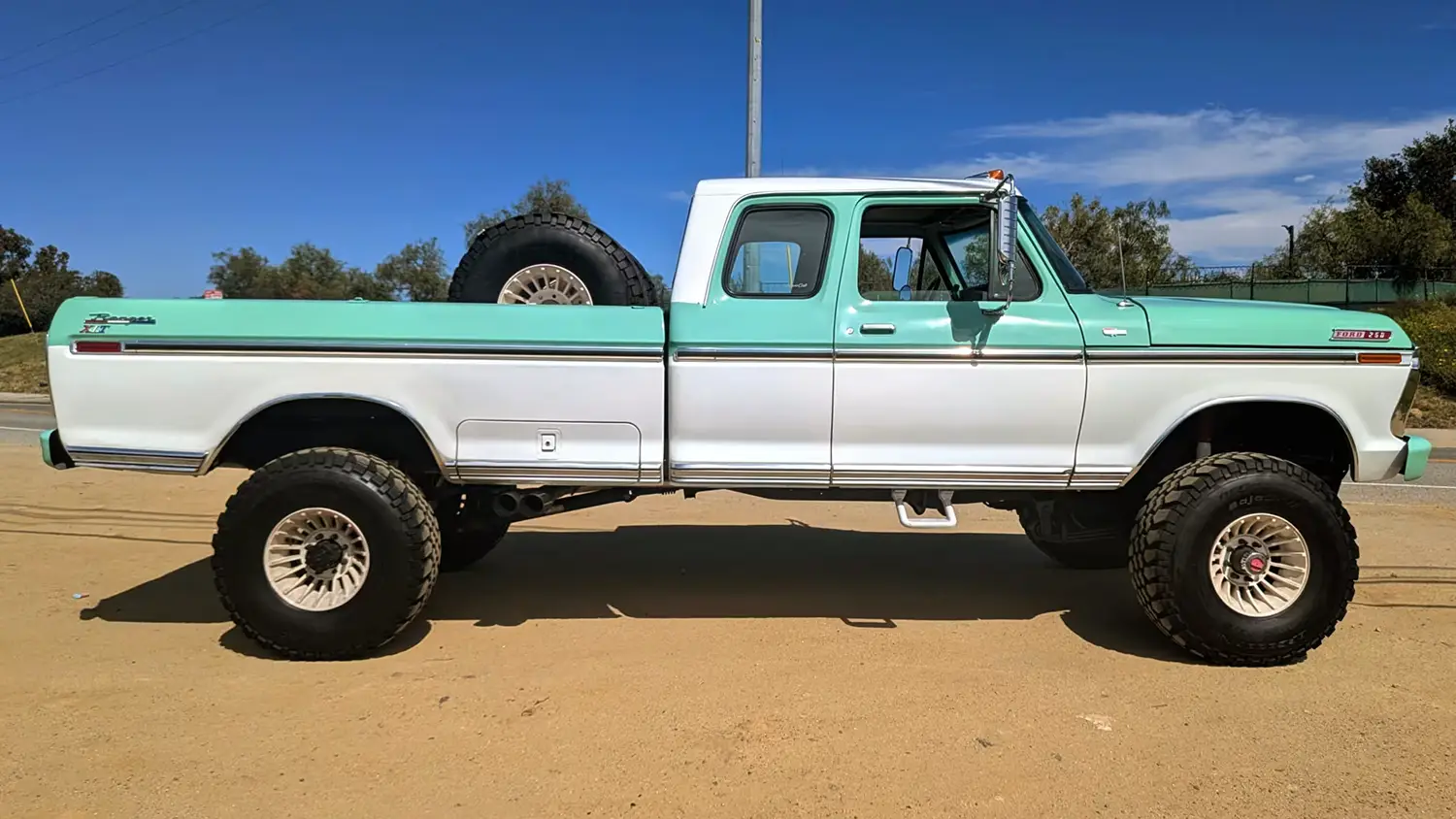 1977 Ford F-250 Ranger XLT