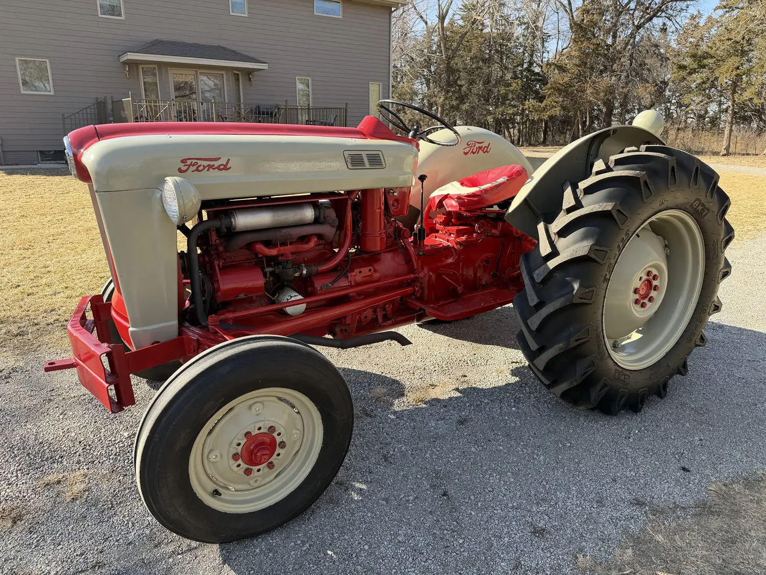 1957 Ford 860 tractor