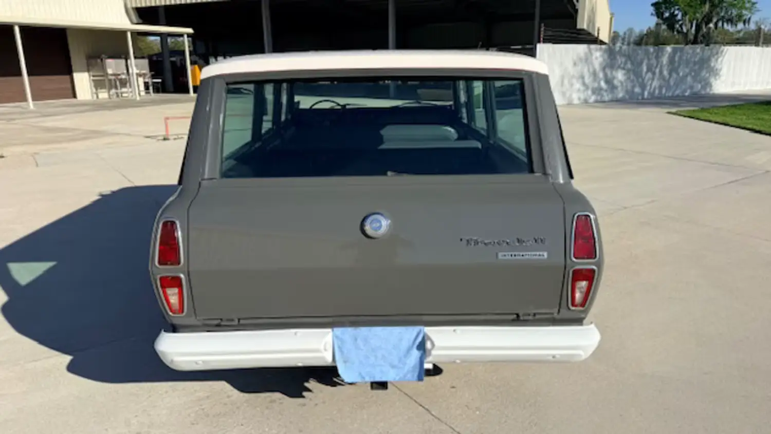 1973 International Travelall 1973 International Travelall