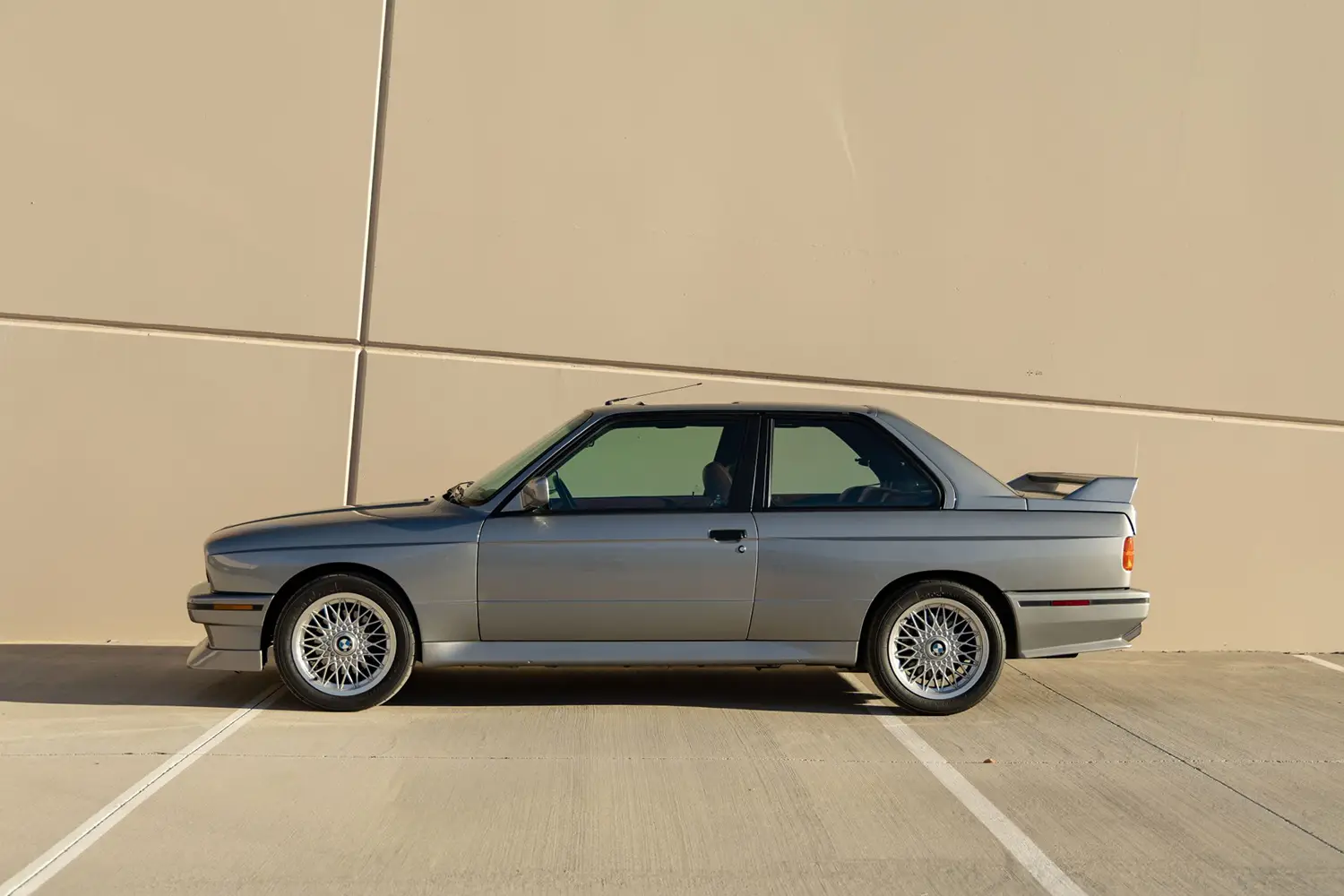 1988 BMW M3 E30 1988 BMW M3 E30