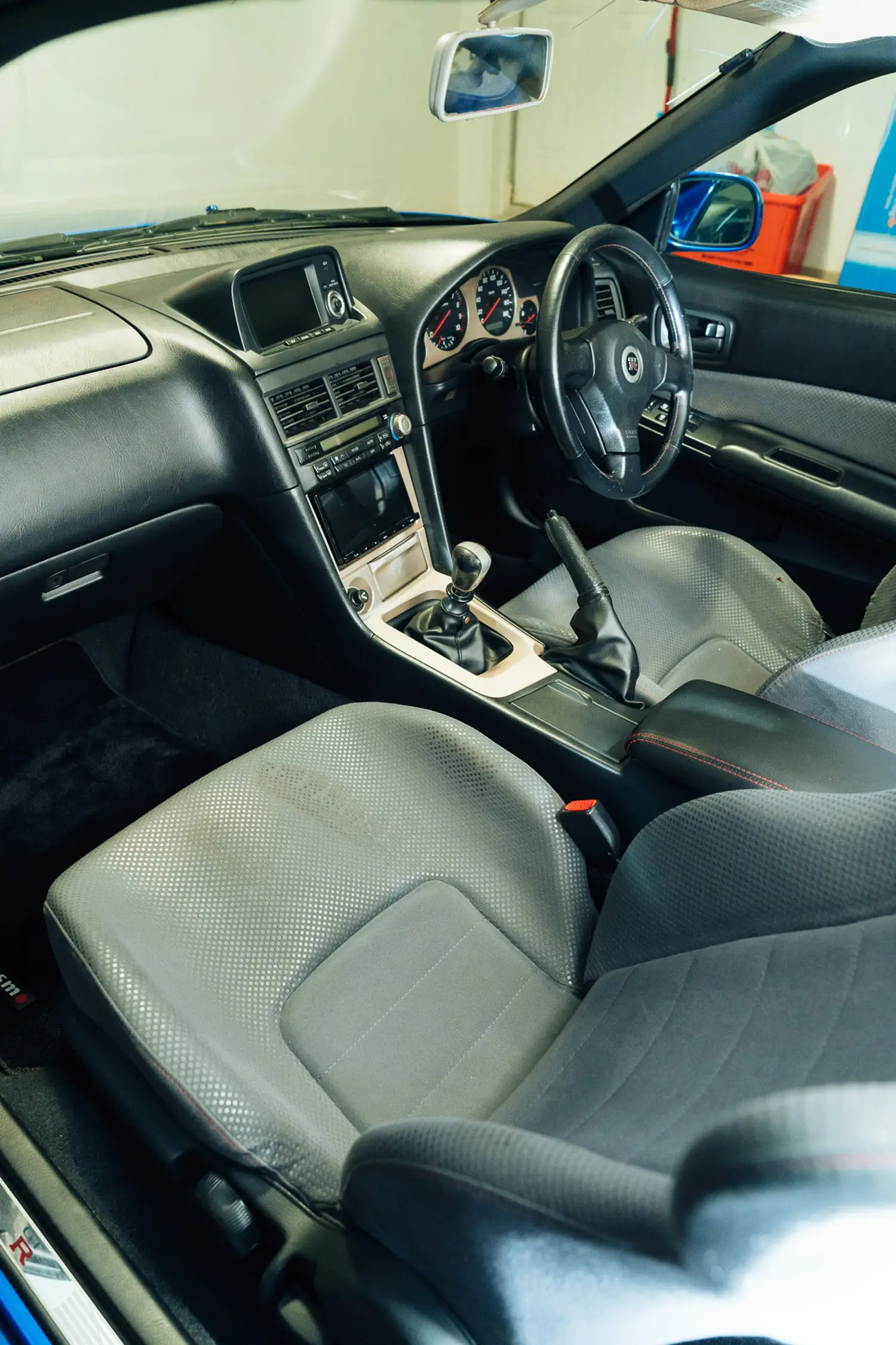 2000 Nissan Skyline GT-R