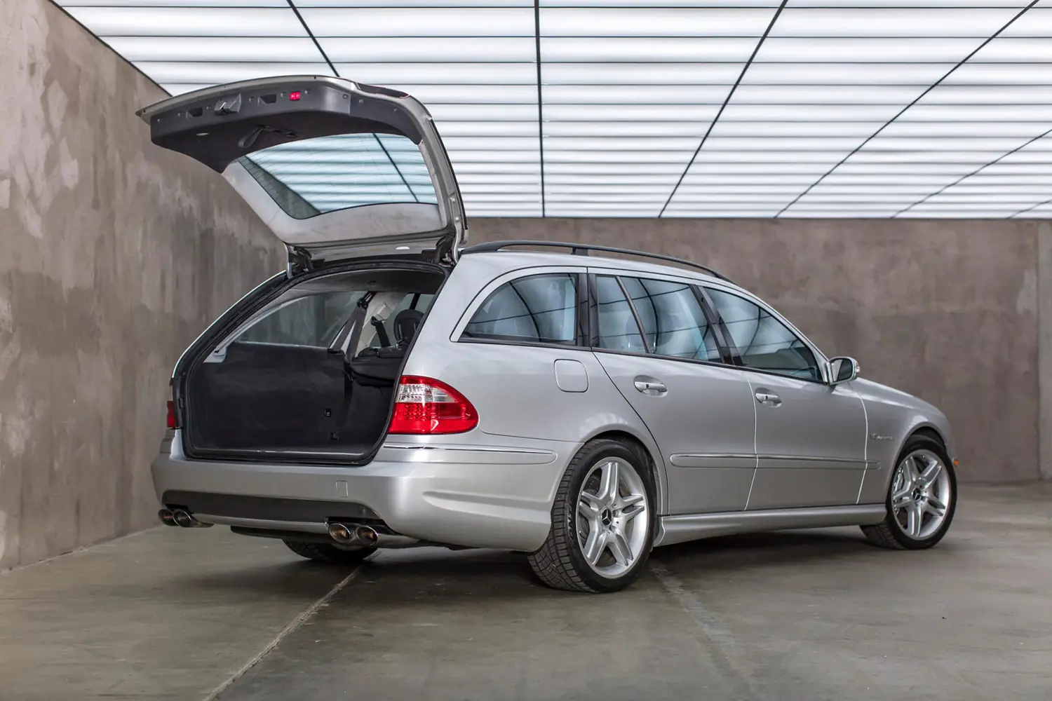 2005 Mercedes-Benz E55 AMG wagon