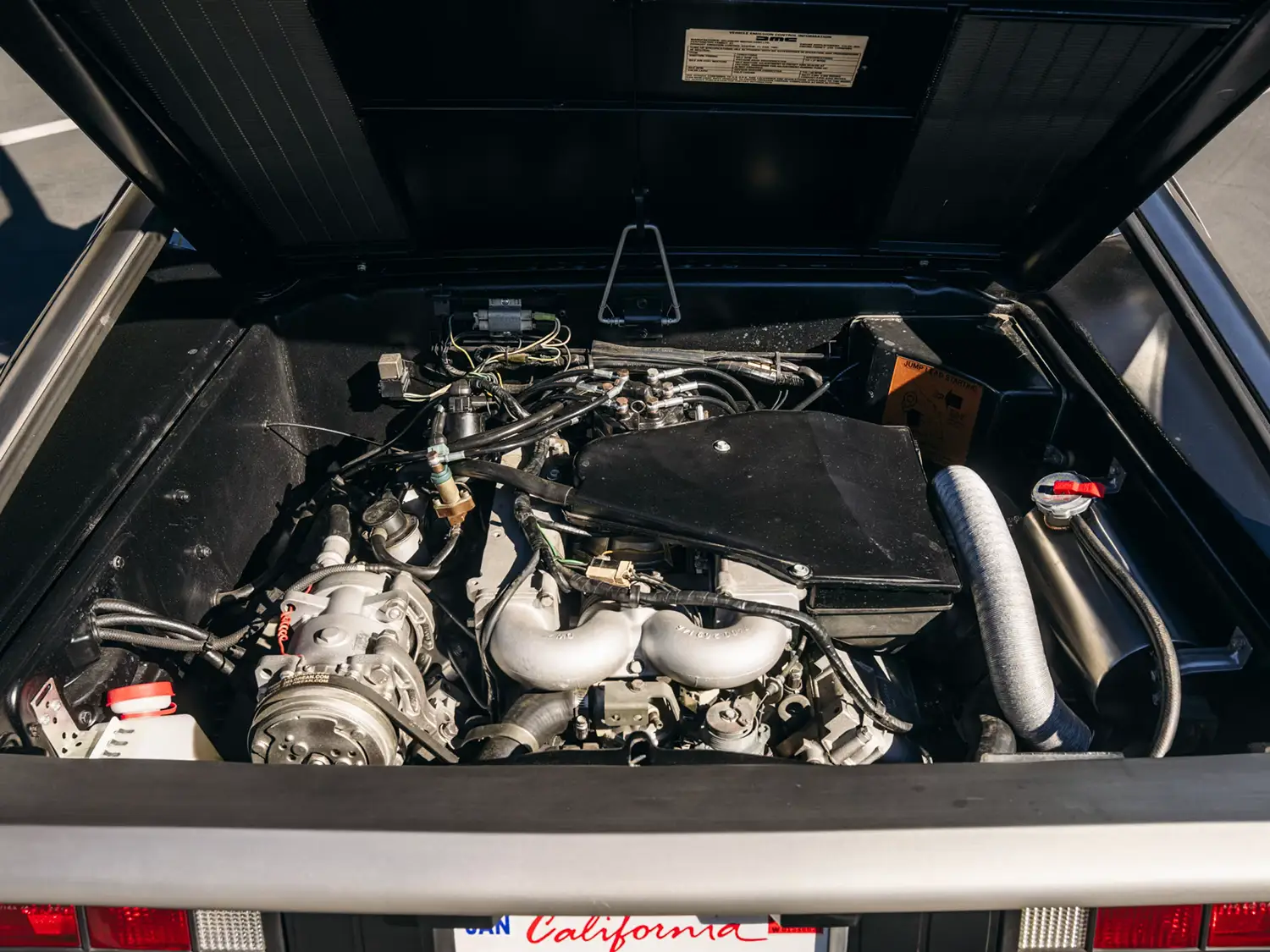 1982 DeLorean DMC-12 1982 DeLorean DMC-12