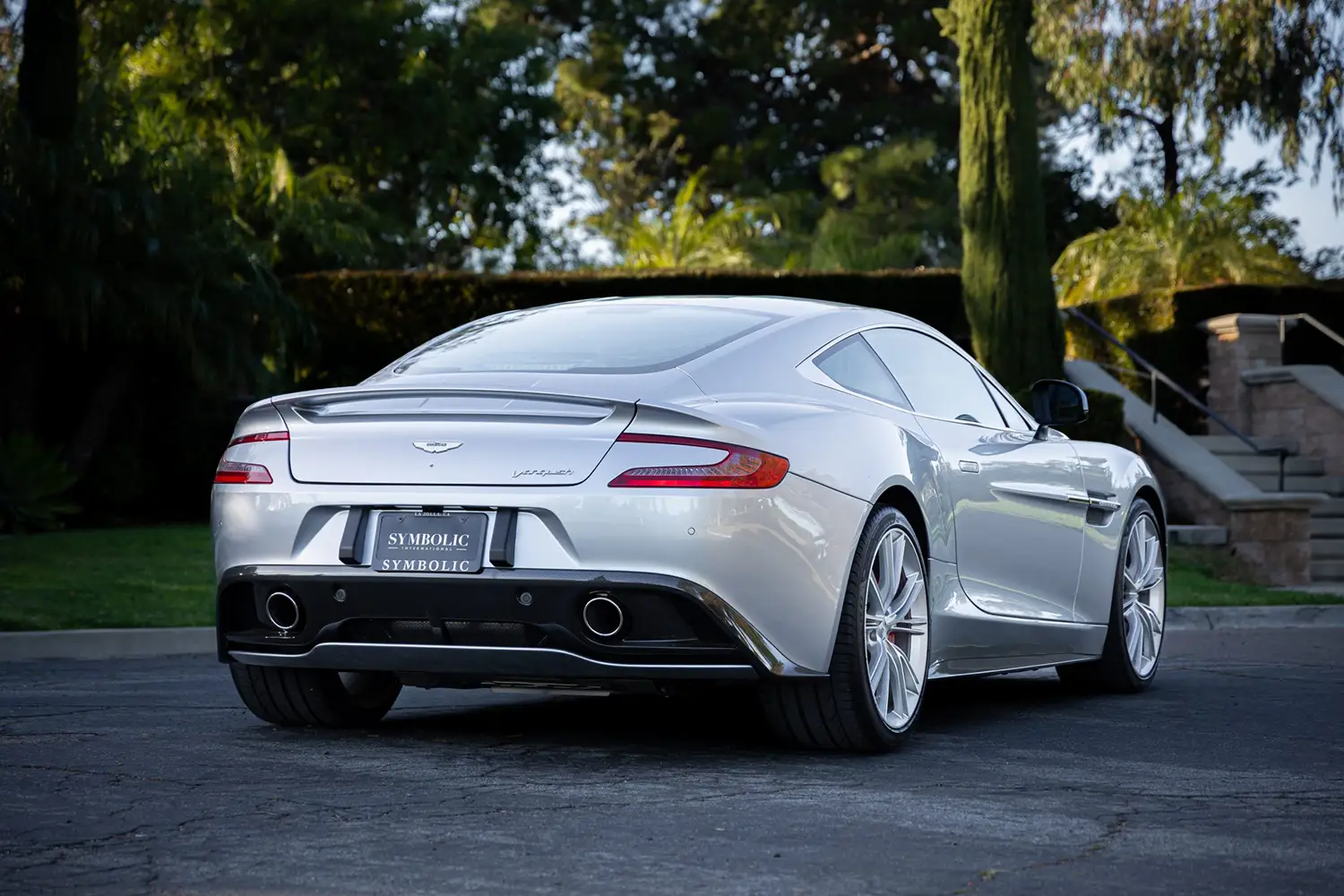 2014 Aston Martin Vanquish Coupe