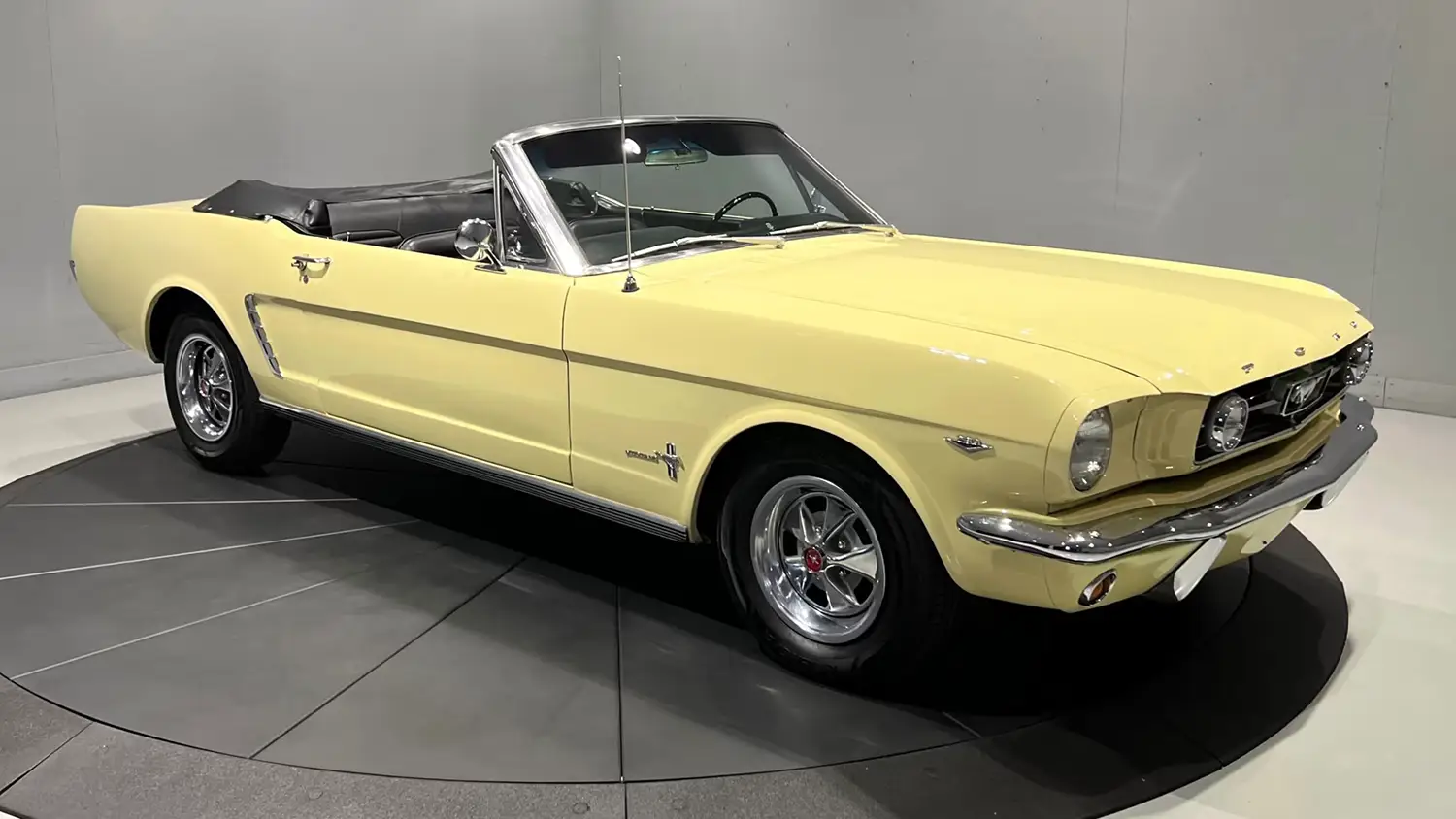 1965 Ford Mustang Convertible