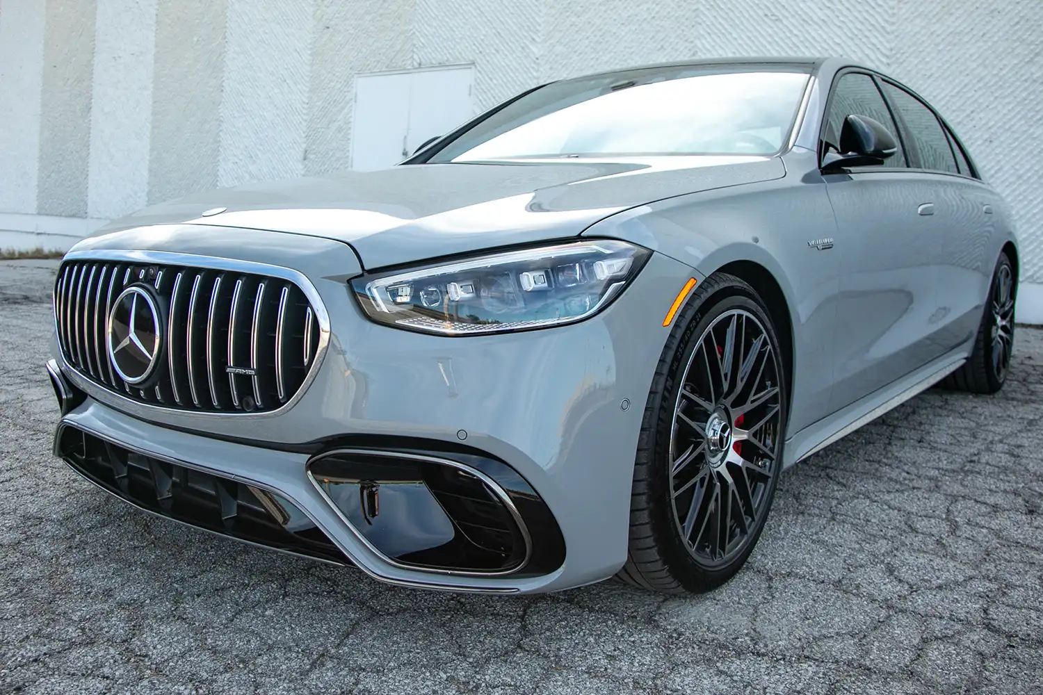 2024 Mercedes-AMG S63 E Performance