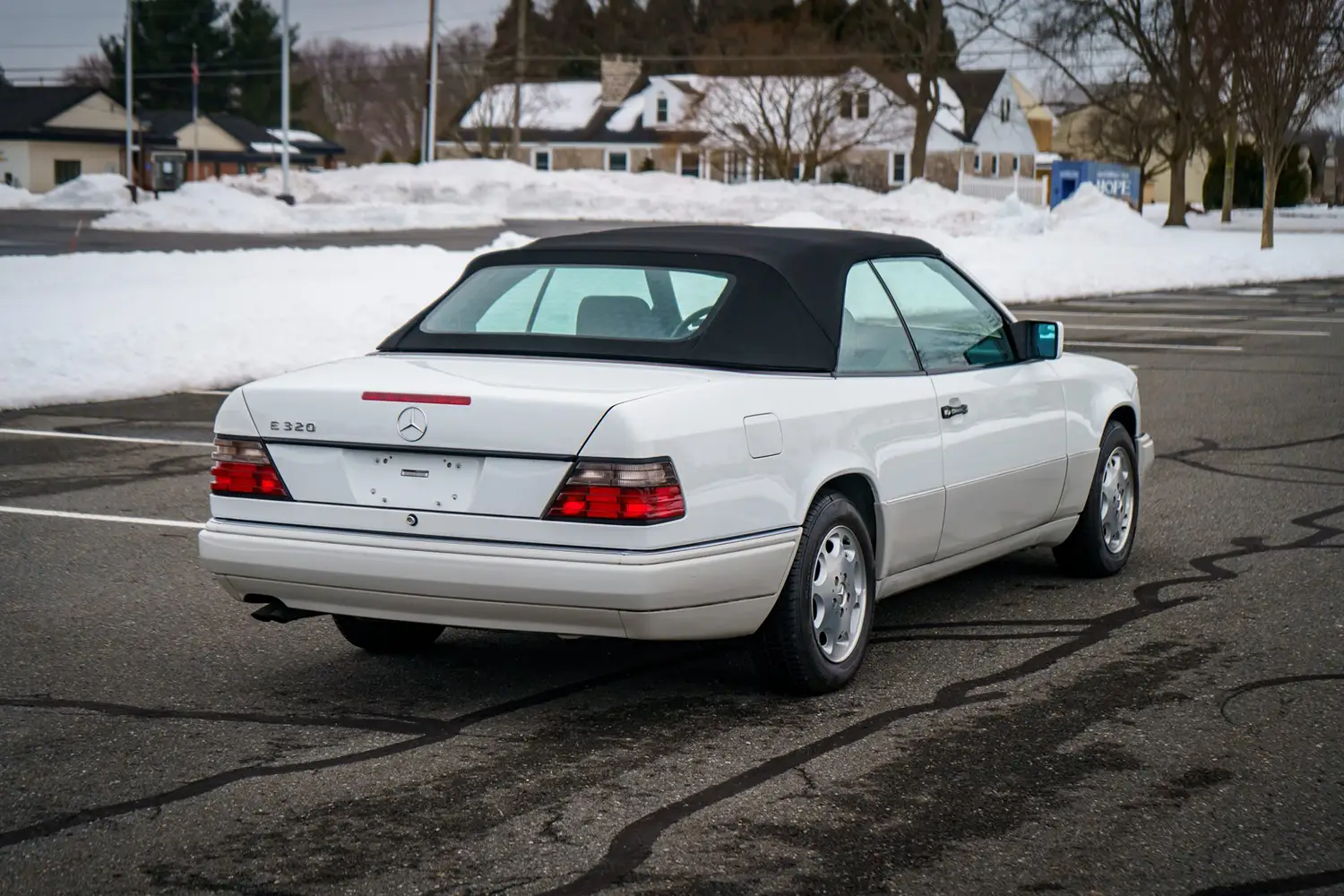1995 Mercedes-Benz E320 Cabriolet 1995 Mercedes-Benz E320 Cabriolet