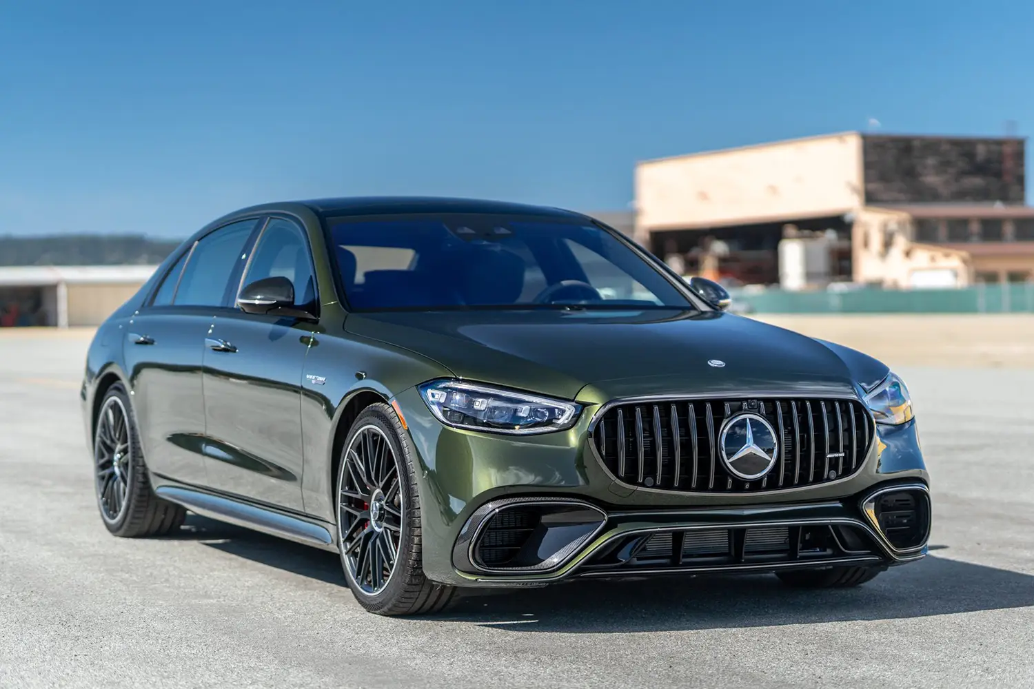 2025 Mercedes-AMG S63 E Performance