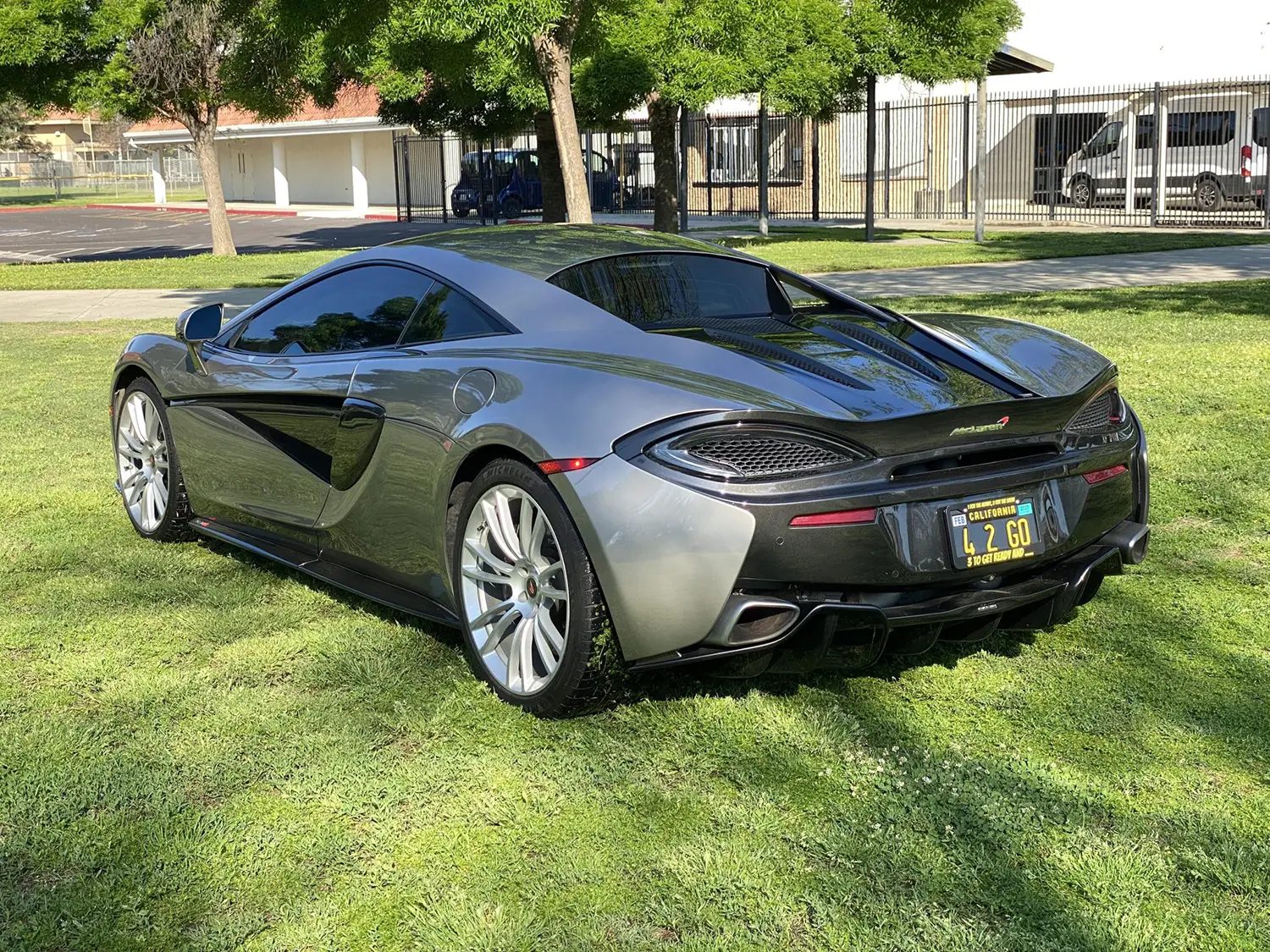 2016 McLaren 570S 2016 McLaren 570S