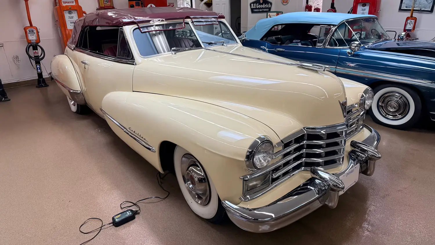 1947 Cadillac Series 62 Convertible Coupe