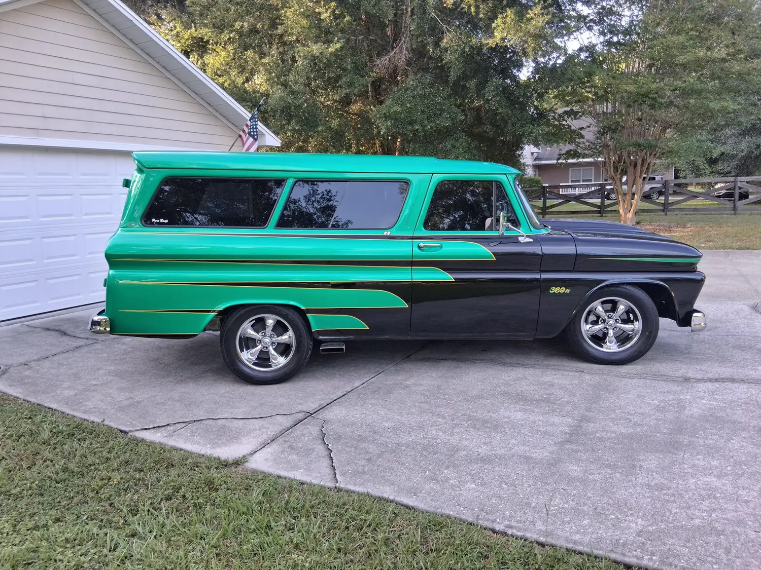 1965 Chevrolet Suburban Carryall