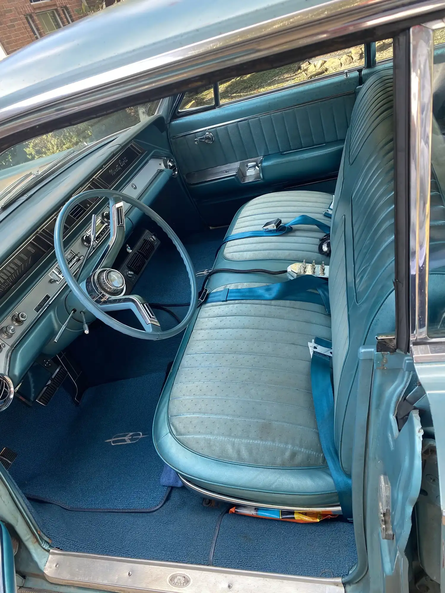 1964 Oldsmobile 98 Holiday Sedan