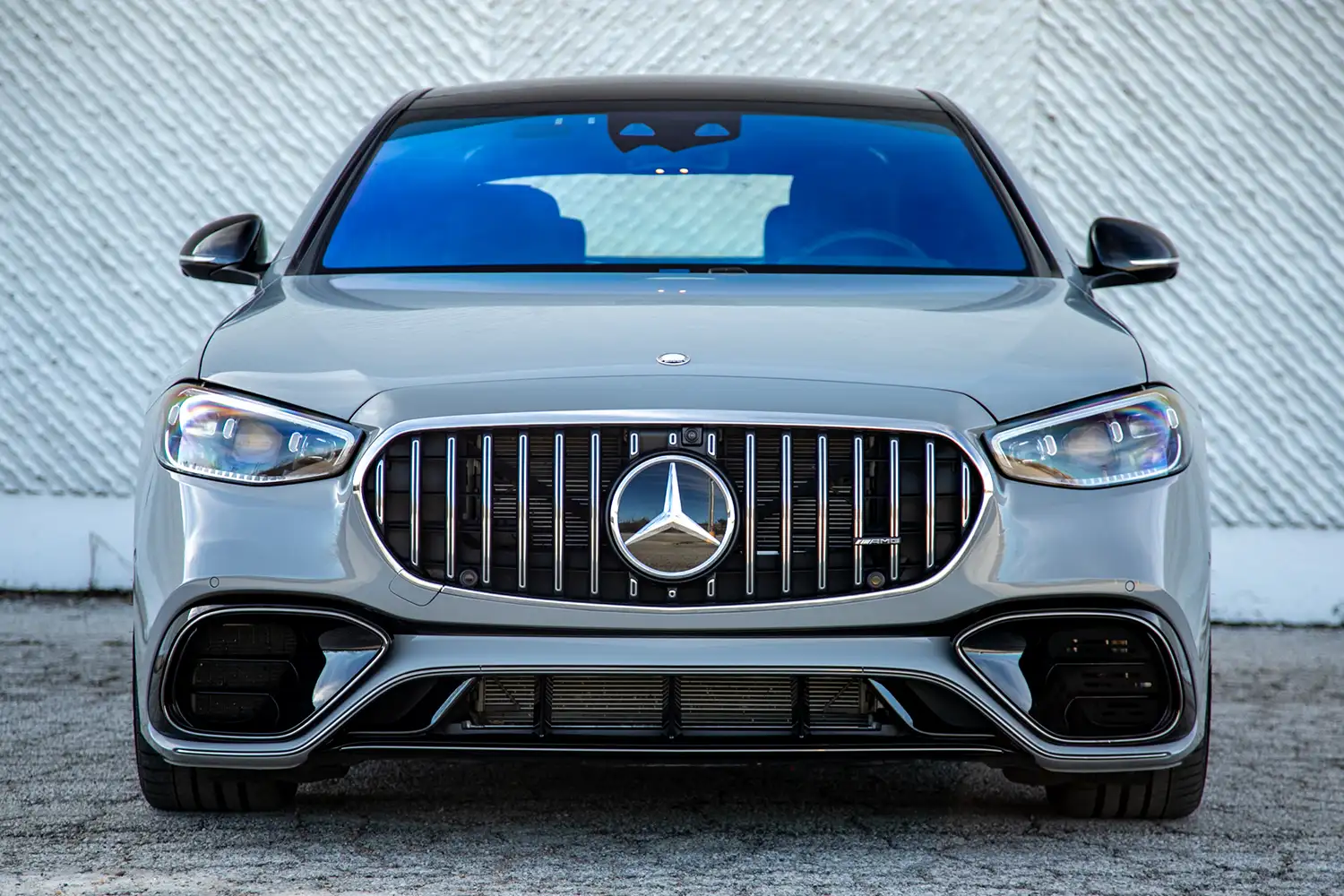 2024 Mercedes-AMG S63 E Performance