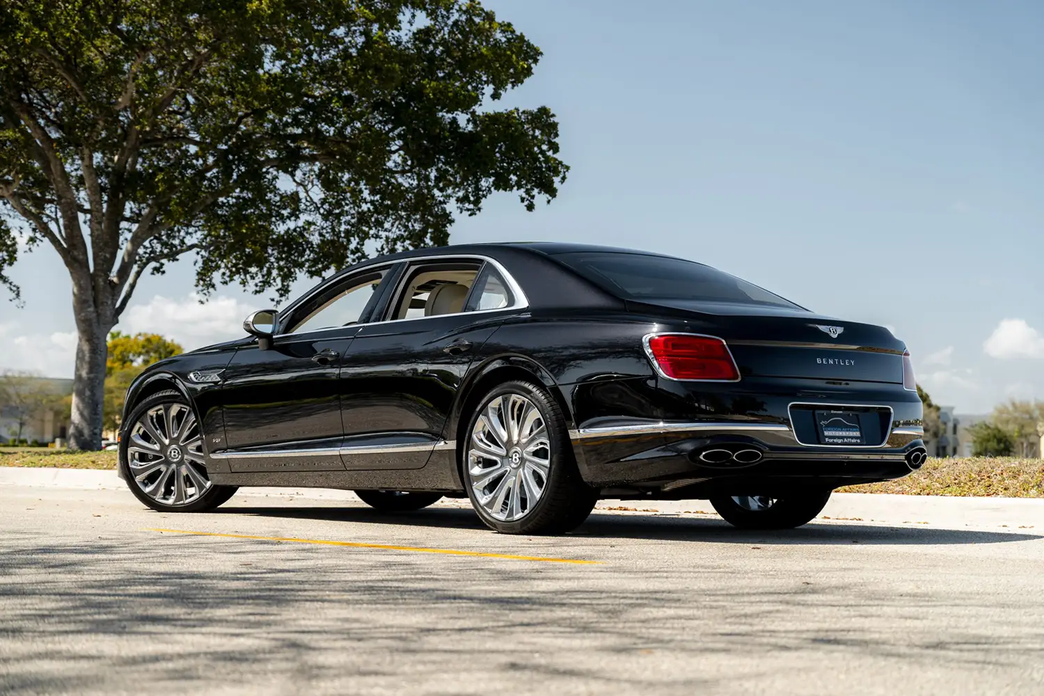 2022 Bentley Flying Spur V8 Mulliner