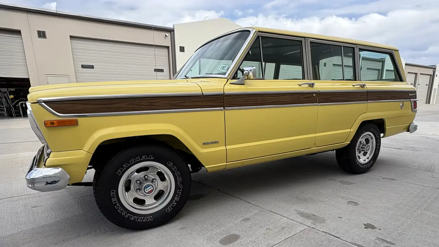 1977 Jeep Grand Wagoneer 1977 Jeep Grand Wagoneer