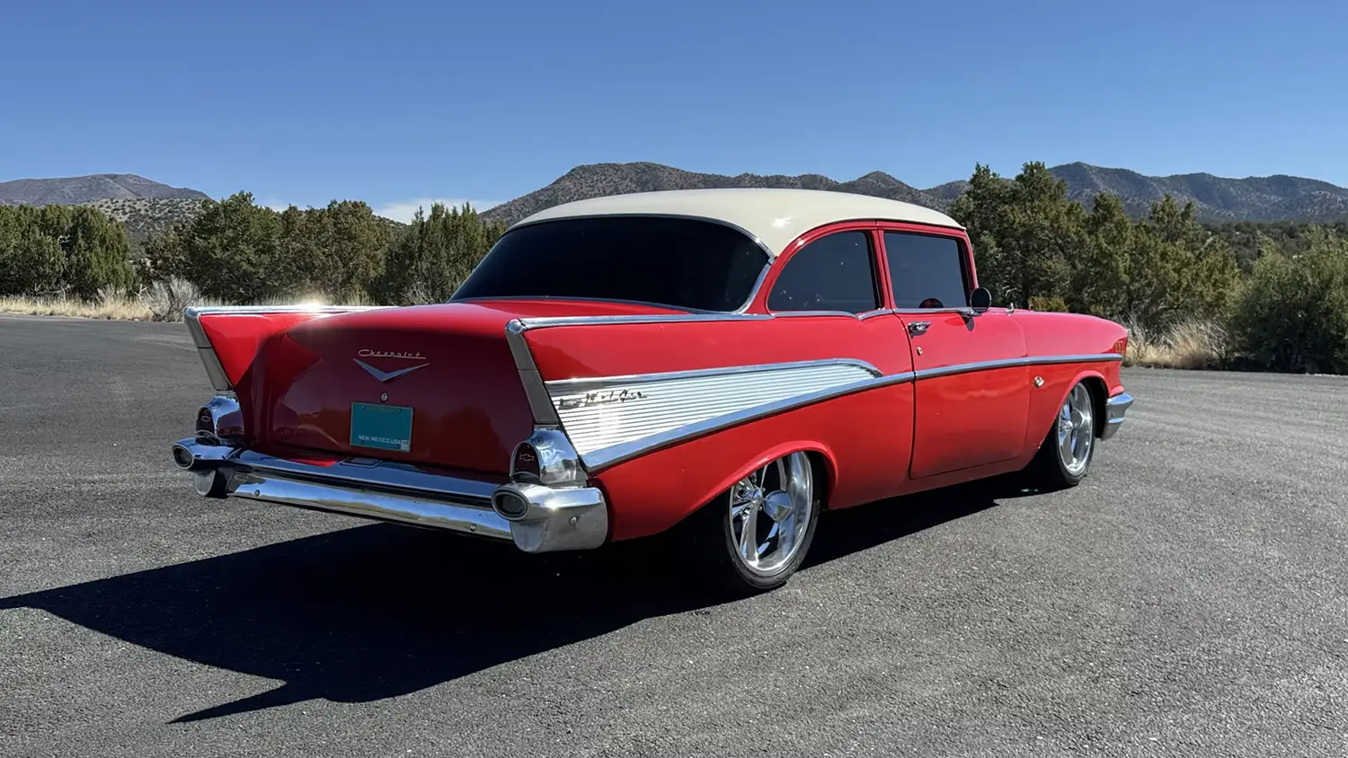 1957 Chevrolet 210 Post