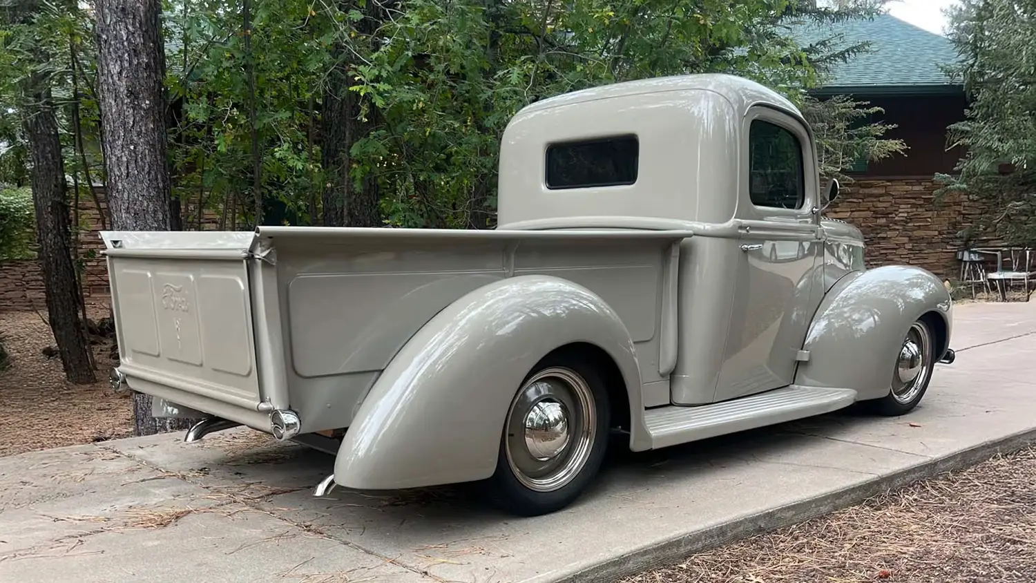 1940 Ford Custom Pickup