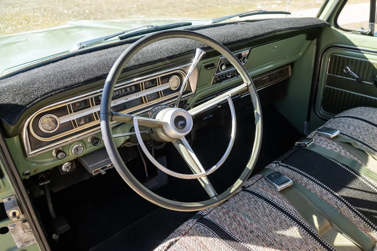 1970 Ford F-250 Sport Custom Camper Special