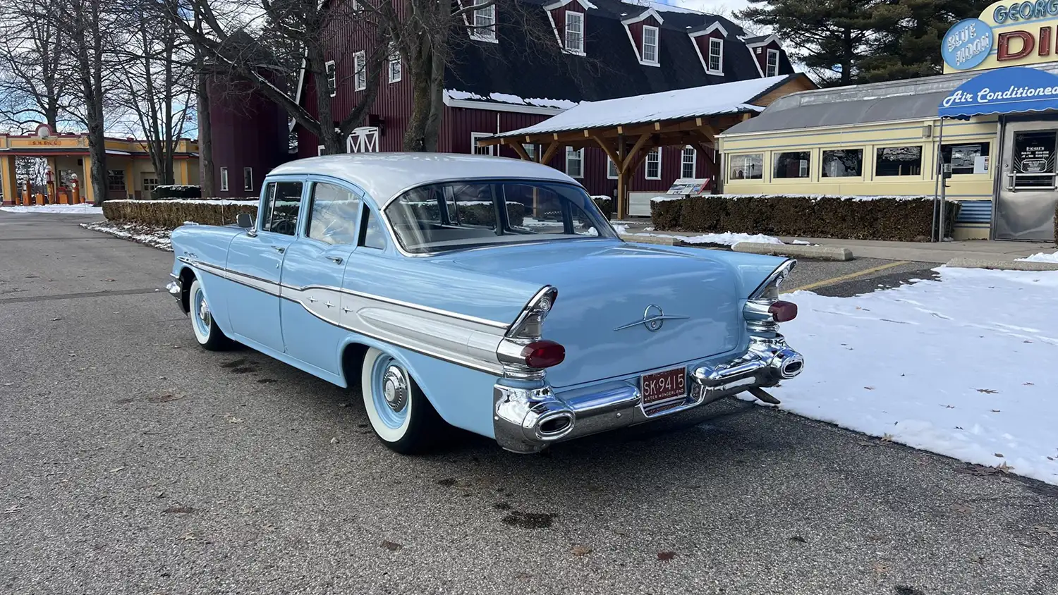 1957 Pontiac Chieftain