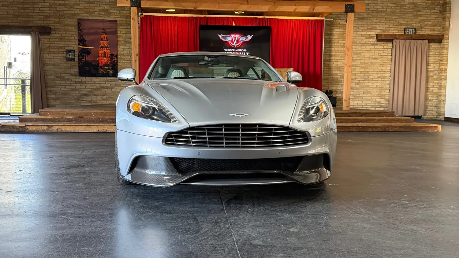 2014 Aston Martin Vanquish Coupe