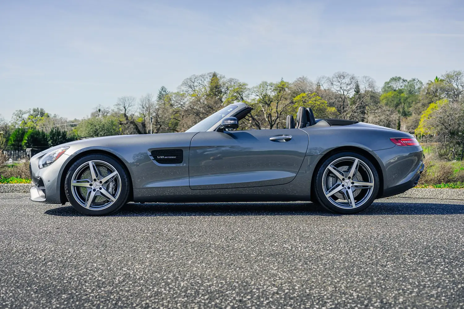 2018 Mercedes-AMG GT Roadster