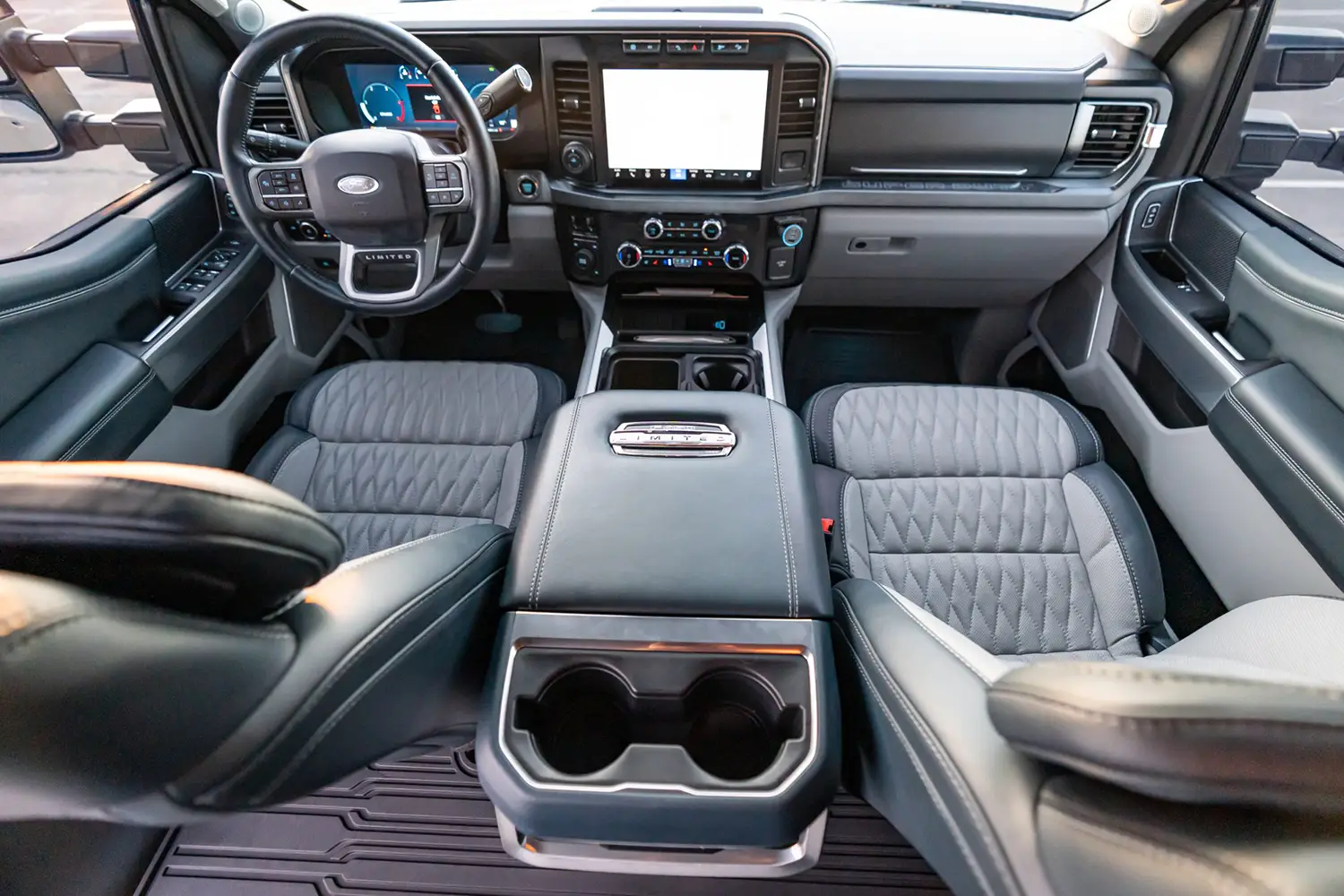 2024 Ford F-450 Super Duty Limited