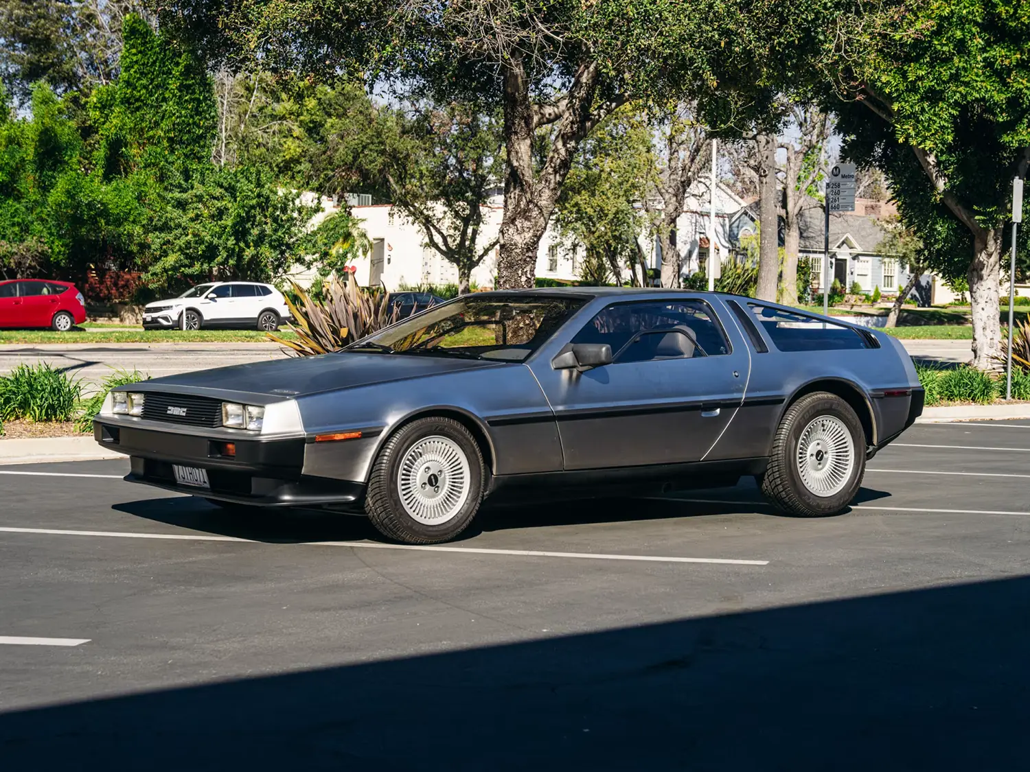 1982 DeLorean DMC-12 1982 DeLorean DMC-12