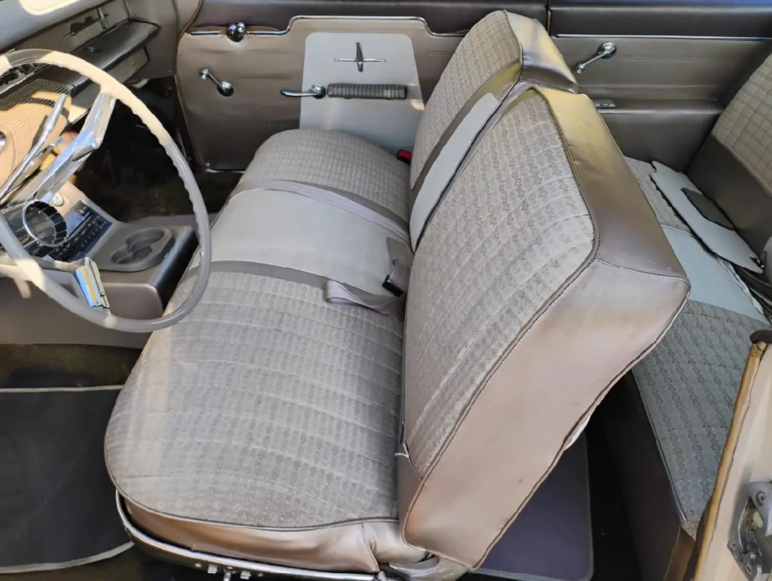 1961 Oldsmobile Dynamic 88 Holiday