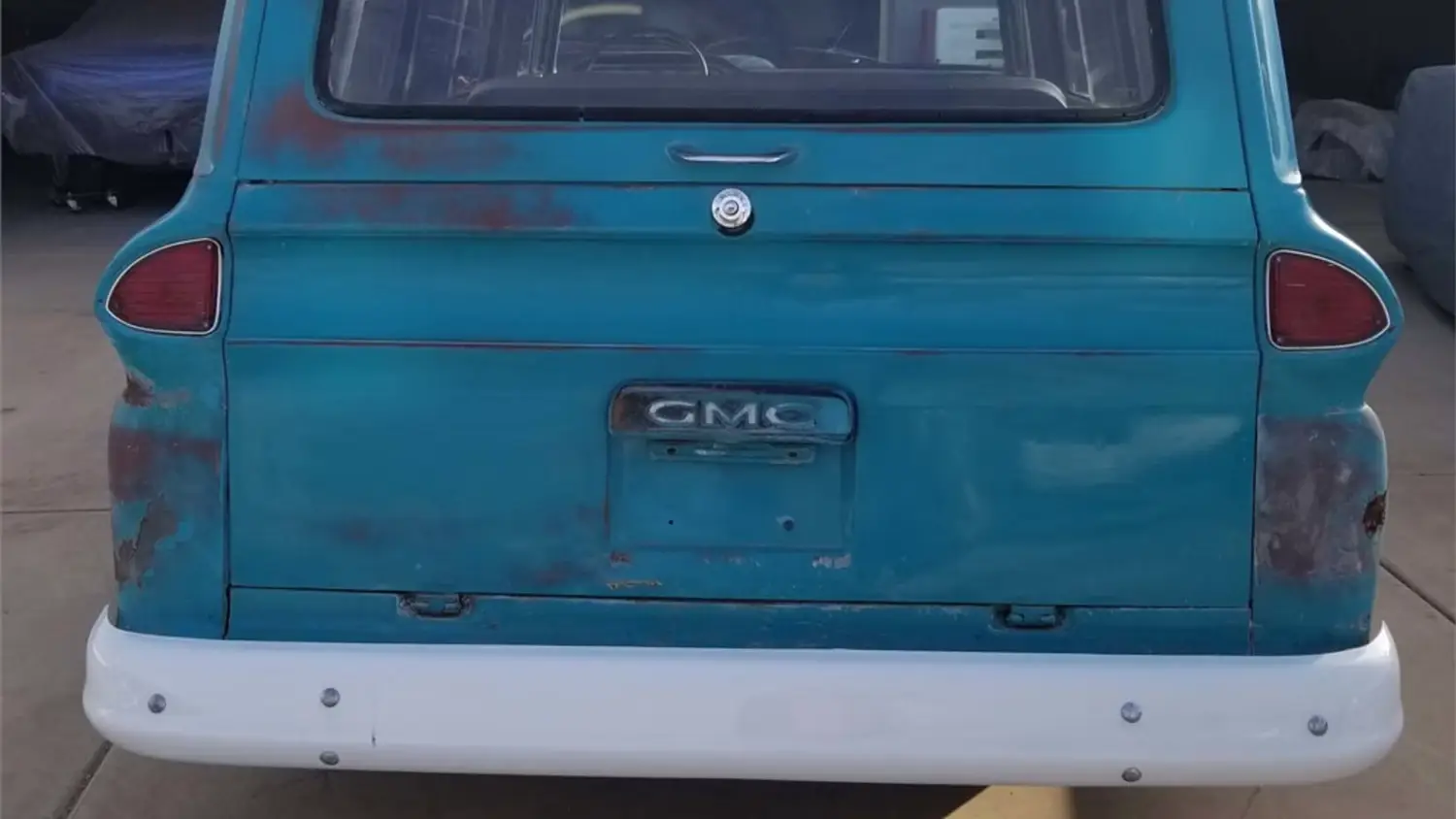 1962 GMC Suburban