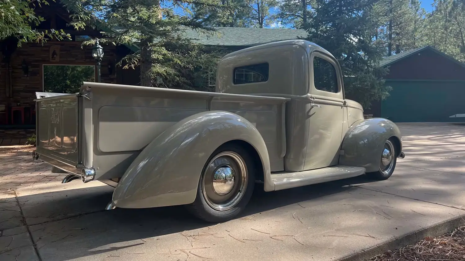 1940 Ford Custom Pickup