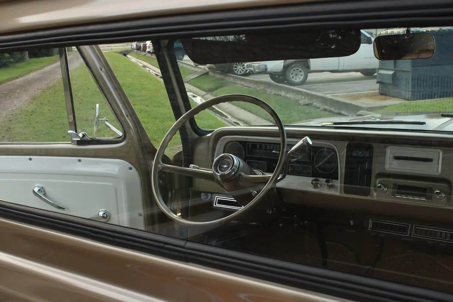 1966 Chevrolet C10 Custom Pickup