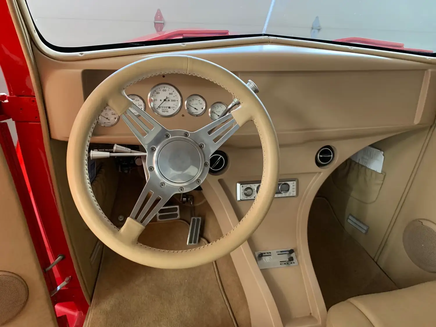 1939 Ford Deluxe Coupe Restomod 1939 Ford Deluxe Coupe Restomod