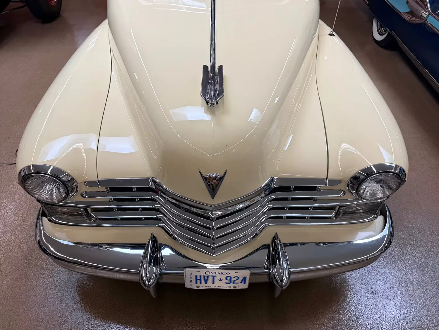 1947 Cadillac Series 62 Convertible Coupe