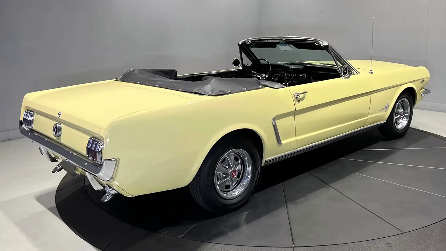 1965 Ford Mustang Convertible