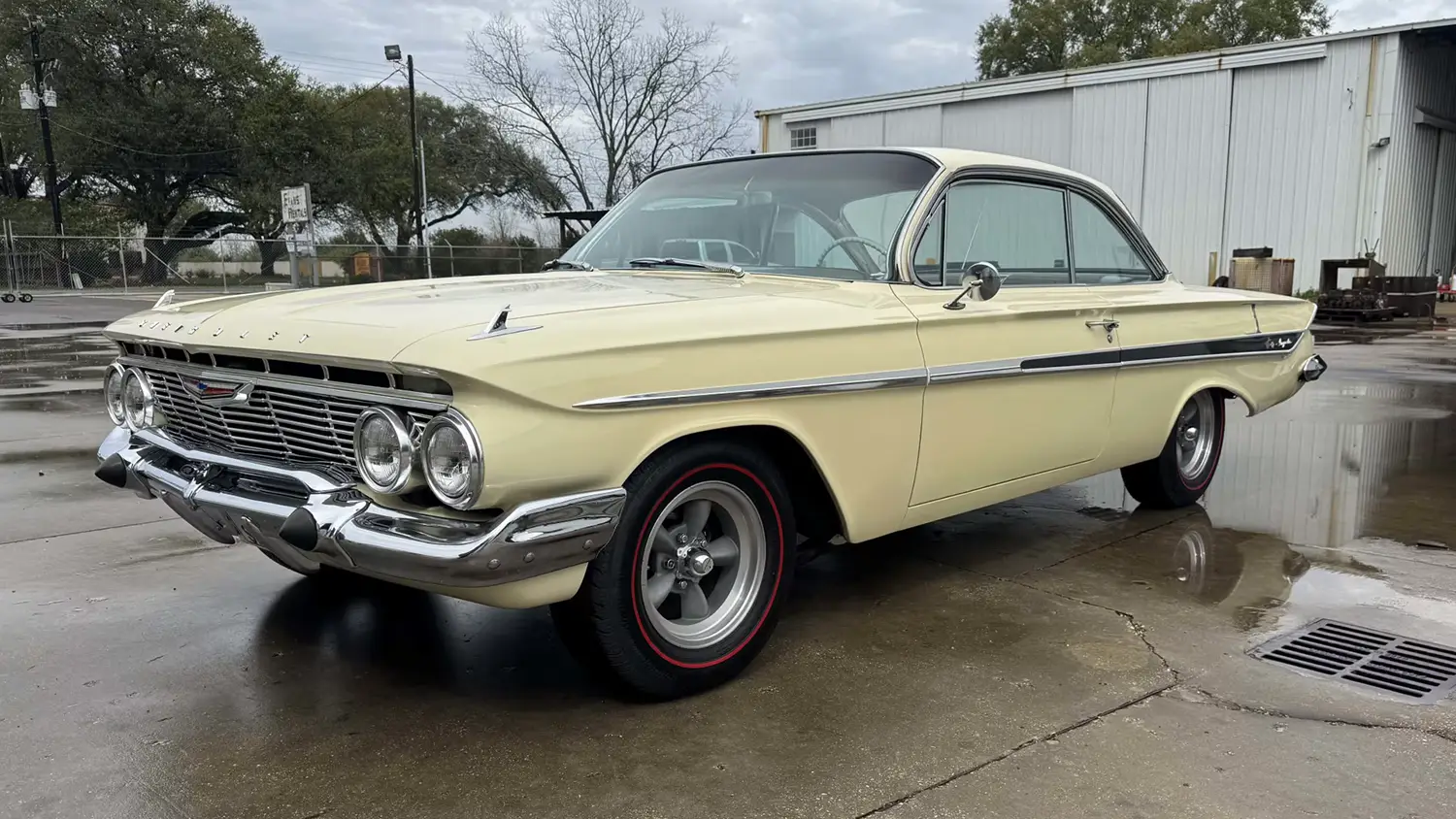 1961 Chevrolet Impala Bubble Top
