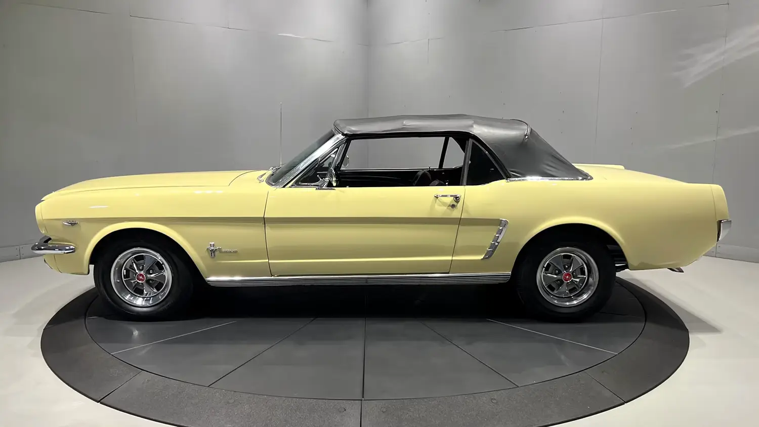 1965 Ford Mustang Convertible