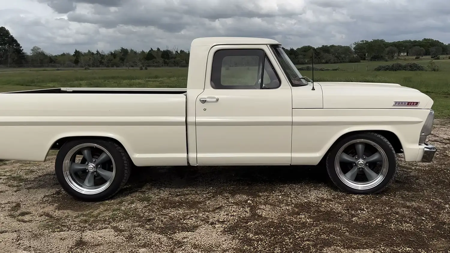 1967 Ford F-100 Pickup