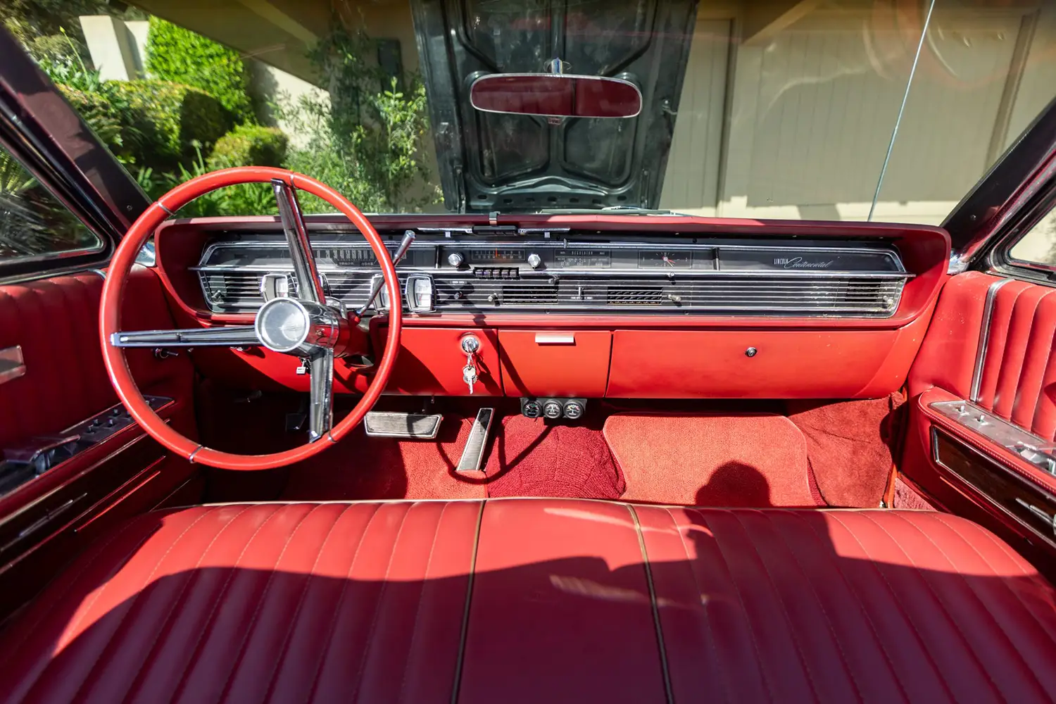1965 Lincoln Continental convertible