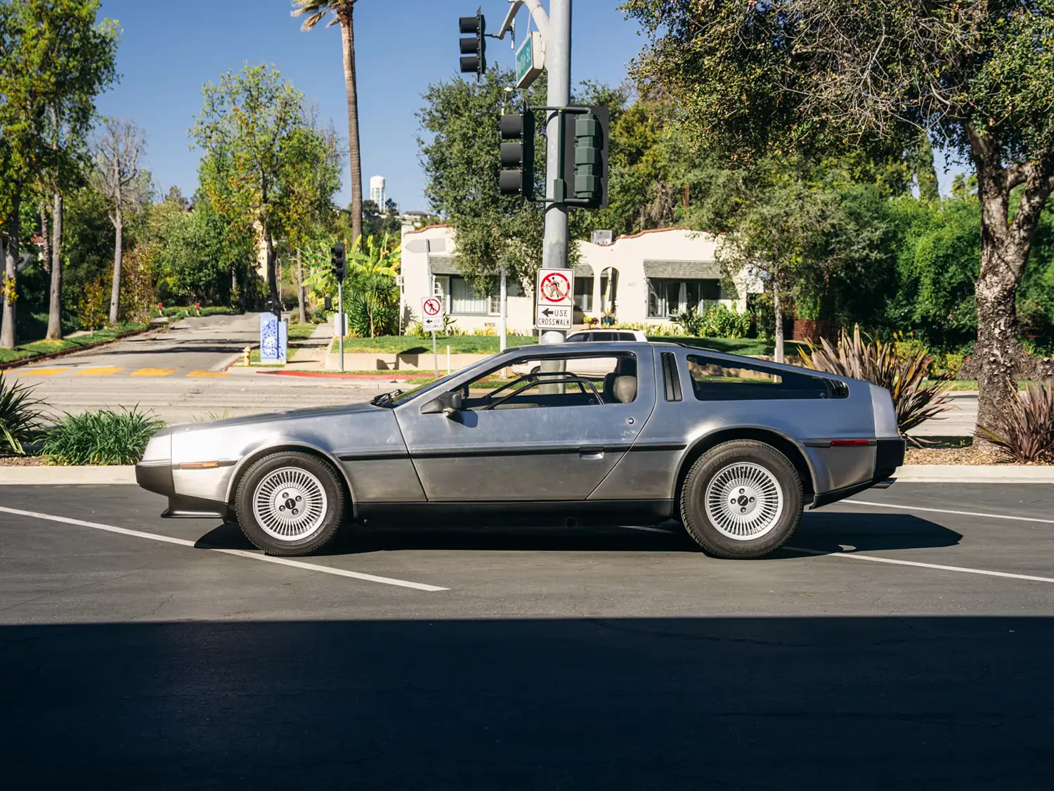 1982 DeLorean DMC-12 1982 DeLorean DMC-12