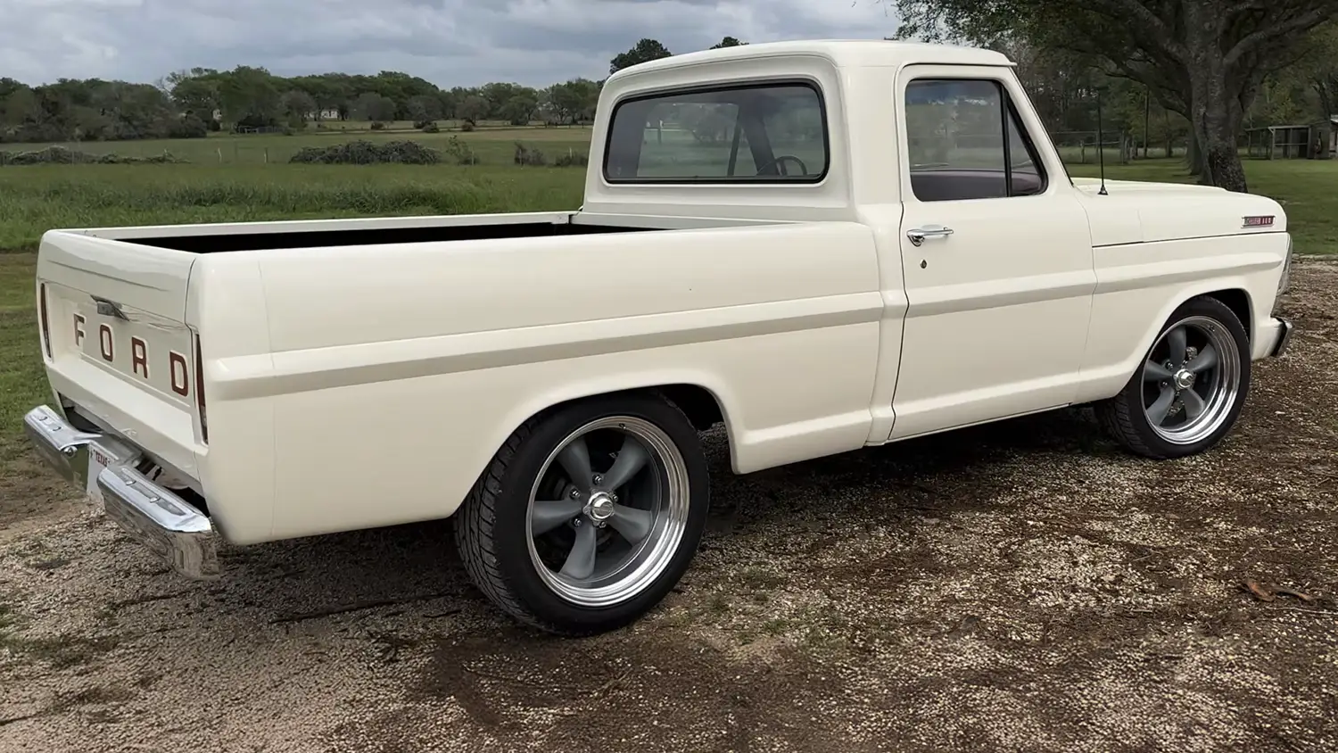 1967 Ford F-100 Pickup