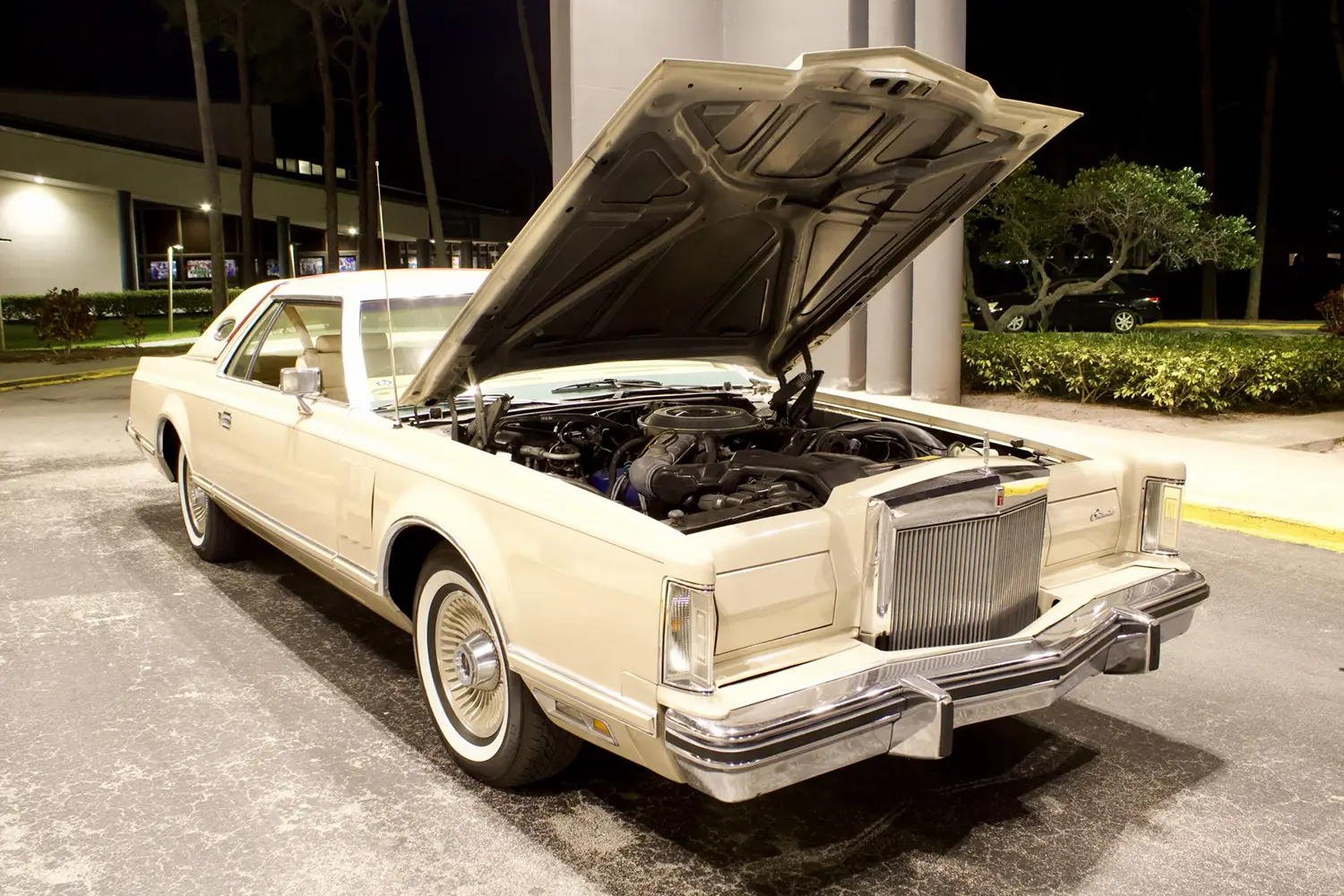 1979 Lincoln Continental Mark V Cartier Edition