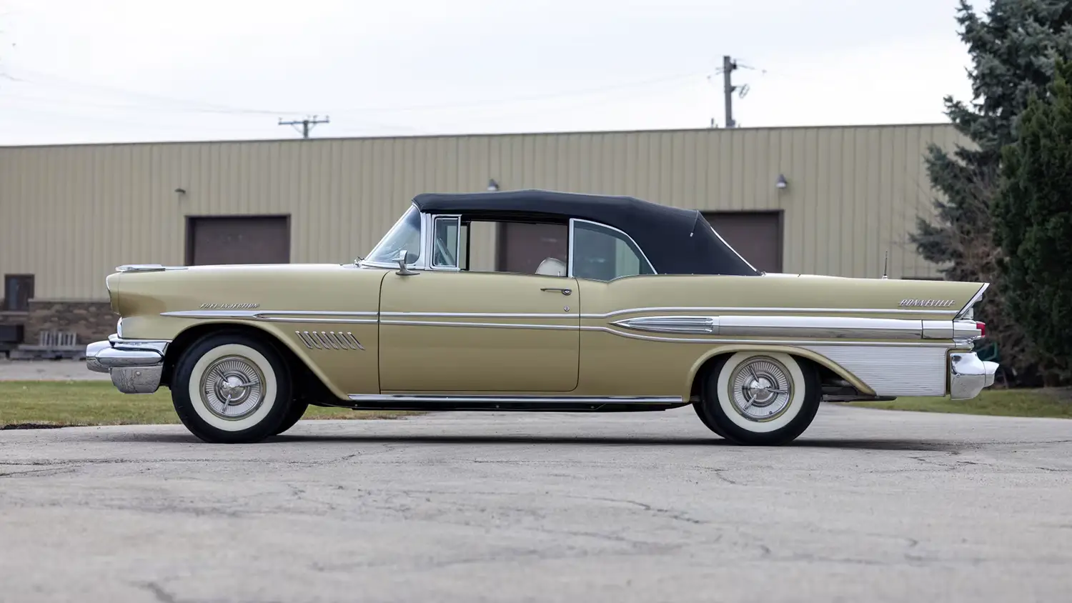 1957 Pontiac Bonneville Convertible