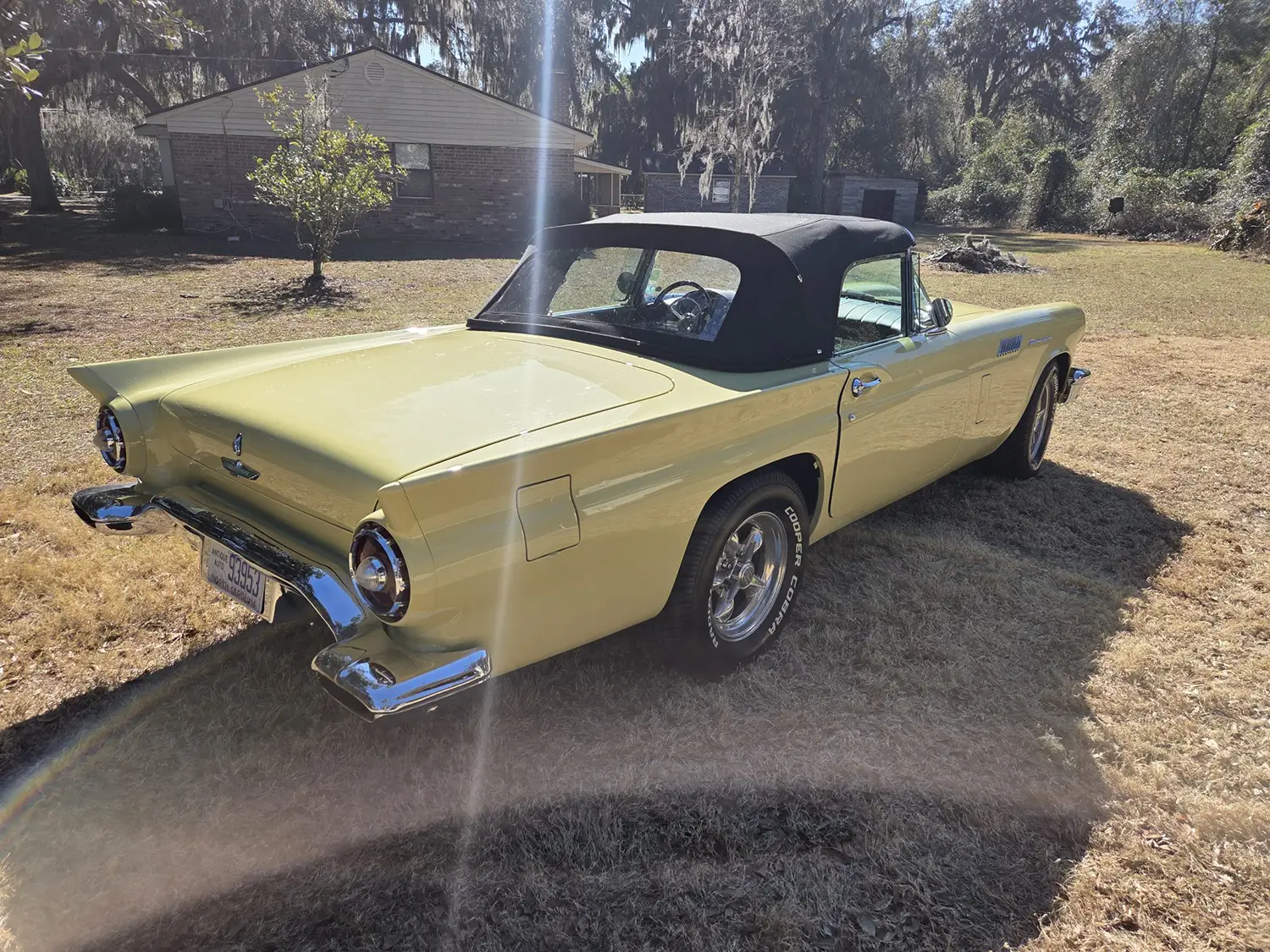 1957 Ford Thunderbird