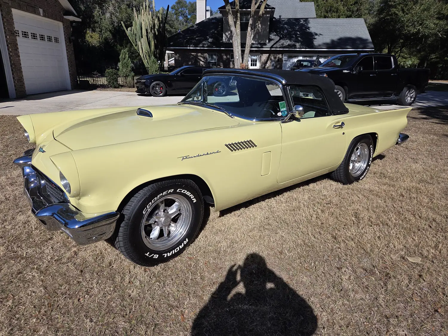1957 Ford Thunderbird
