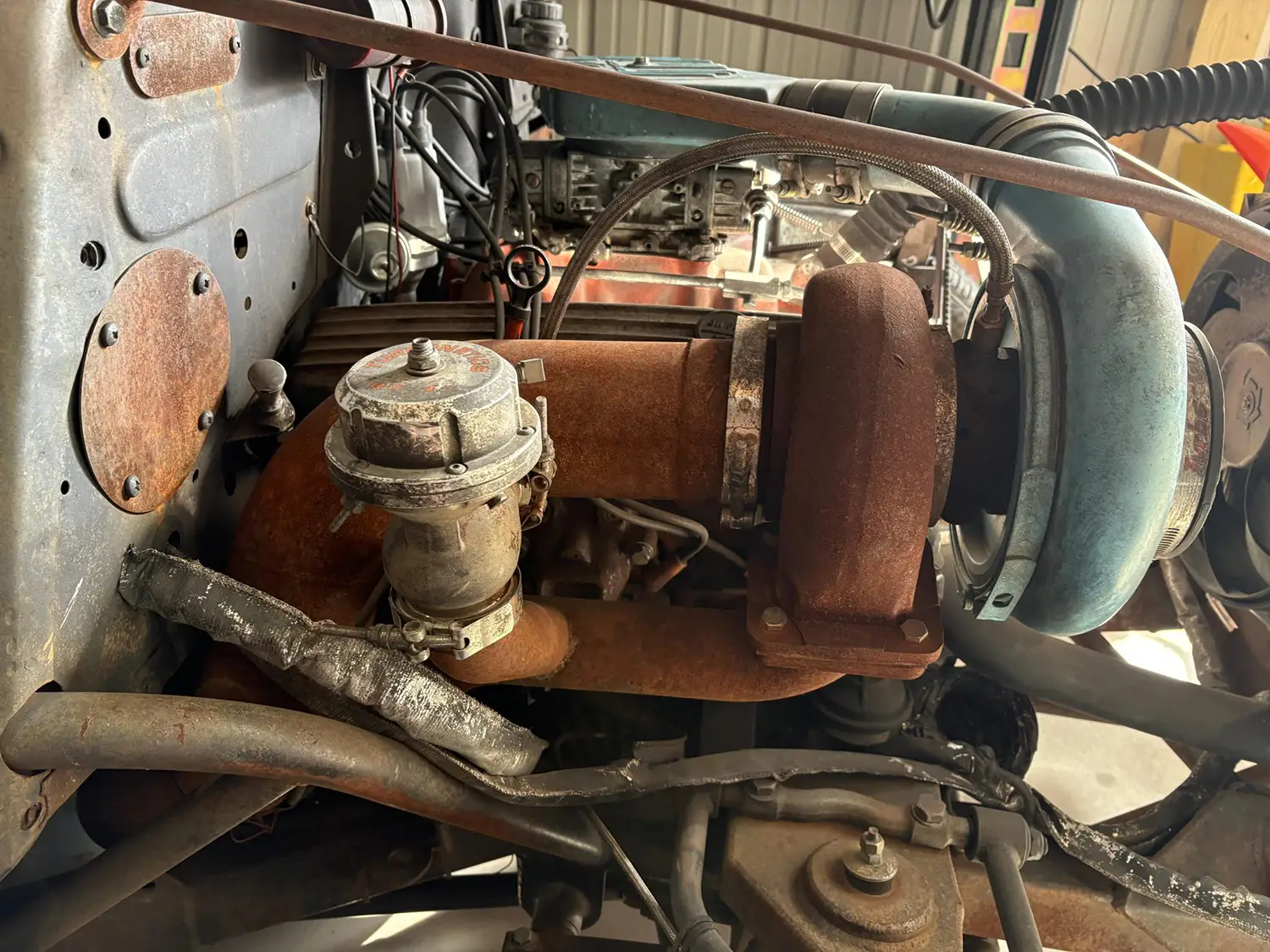 1950 Chevrolet Fleetline & 1956 Ford From The Fate of the Furious