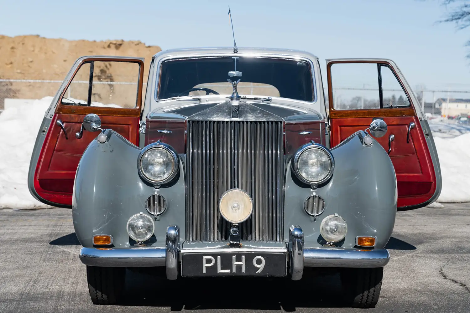 1954 Rolls-Royce Silver Dawn