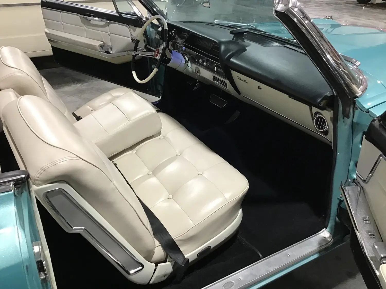 1963 Cadillac Series 62 convertible