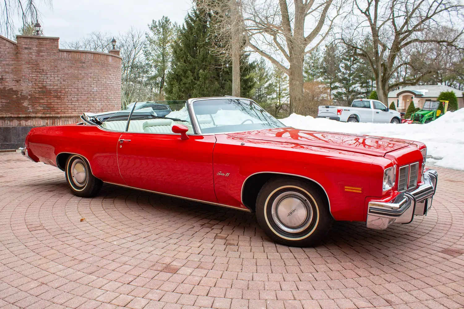 1975 Oldsmobile Delta 88 Royale