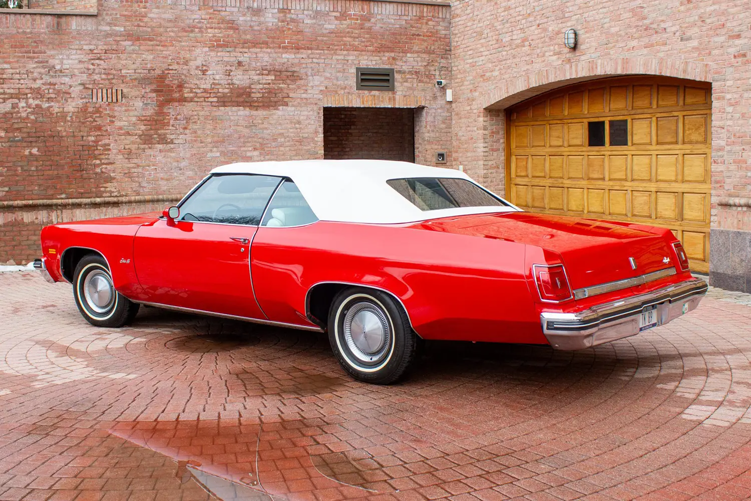 1975 Oldsmobile Delta 88 Royale